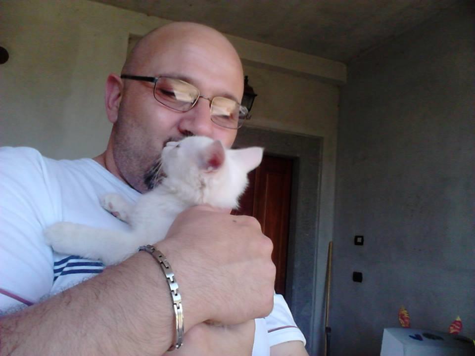dog-sitter vt massimiliano 3a621245-77be-410a-8e3c-5be156454037