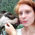 https://it.holidog.com/ImagesPetSitters/9C036416-D872-400B-847B-F0276743ED77_square_120.jpg Ragazza-esperta-e-amante-dei-cani-77659-1